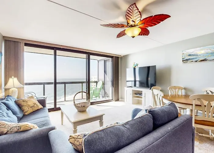Holiday home Cozy Beachfront With Balcony Views Pools & Game