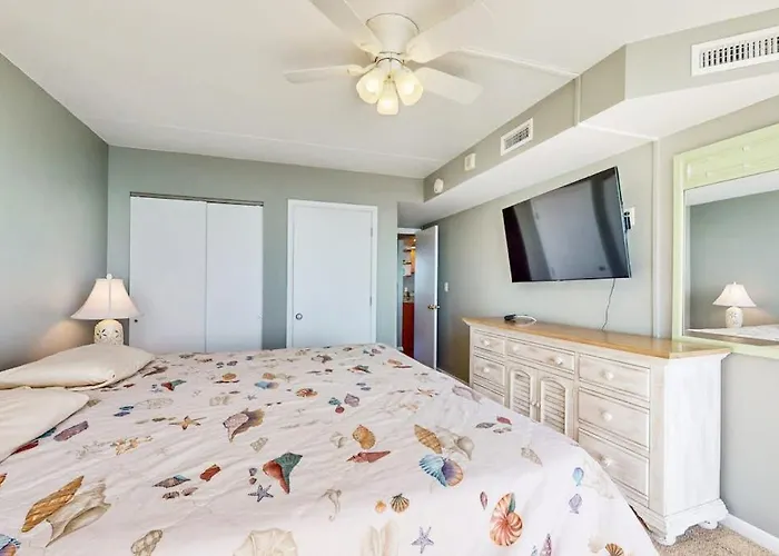 Holiday home Cozy Beachfront With Balcony Views Pools & Game Ocean City