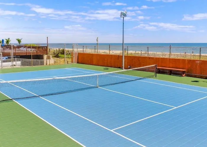 Holiday home Cozy Beachfront With Balcony Views Pools & Game *